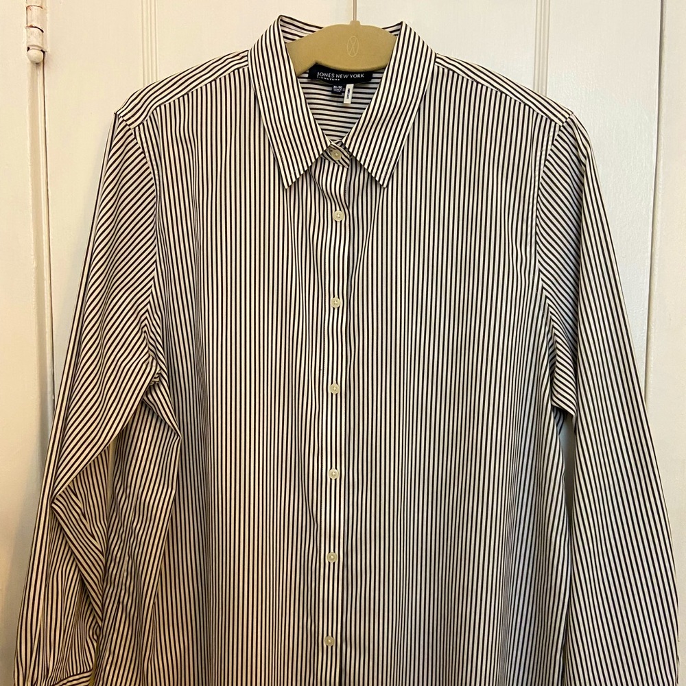Gray and white striped Jones NY Signature blouse